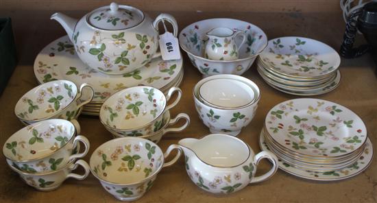 Wedgwood strawberry pattern part tea set